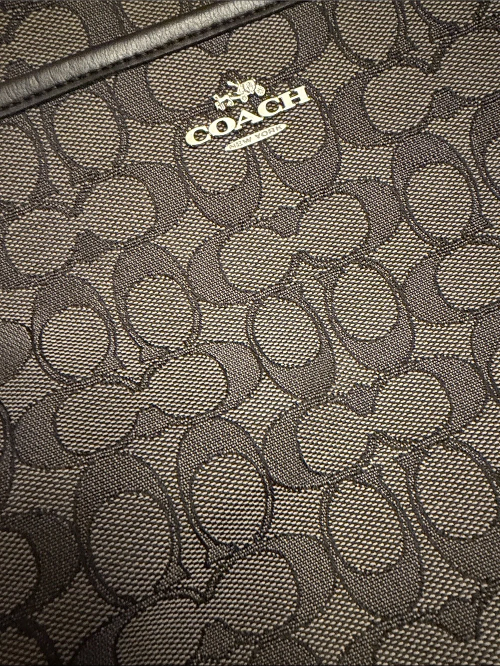 NWOT COACH Black/Brown Signature Messenger Crossbody with Collectors tag